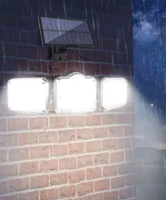 Ielas prožektors ar saules bateriju un kustības sensoru